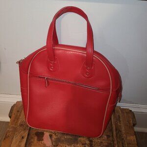 VTG Retro Red Vinyl Carry On Overnight Tote Bag Train Case Luggage Zips Pocket